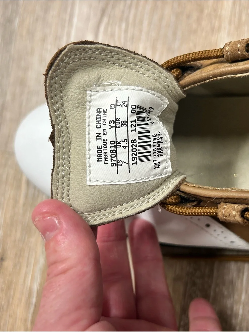 Nike Airliner 970810Y3 Golf Saddle Shoes White Brown Leather Women’s Sz 7 Cleats
